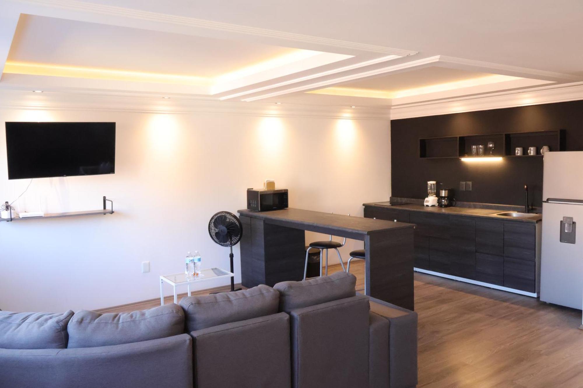 Sanrafa Home Office Suites メキシコシティ エクステリア 写真